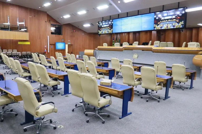 Refis 2026 de Goiânia é aprovado na Comissão de Finanças e segue para votação definitiva nesta terça (27)