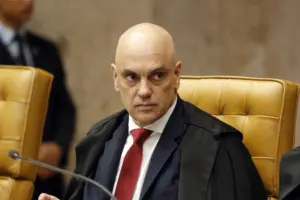 Relembre: em 2022, Moraes negou prorrogar votação após operações da PRF