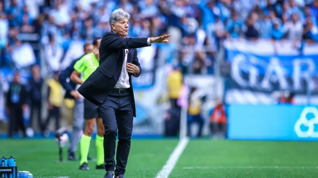 Renato dispara contra montagem de elenco do Grêmio após derrota: “Jogador veio 9 kg acima do peso”