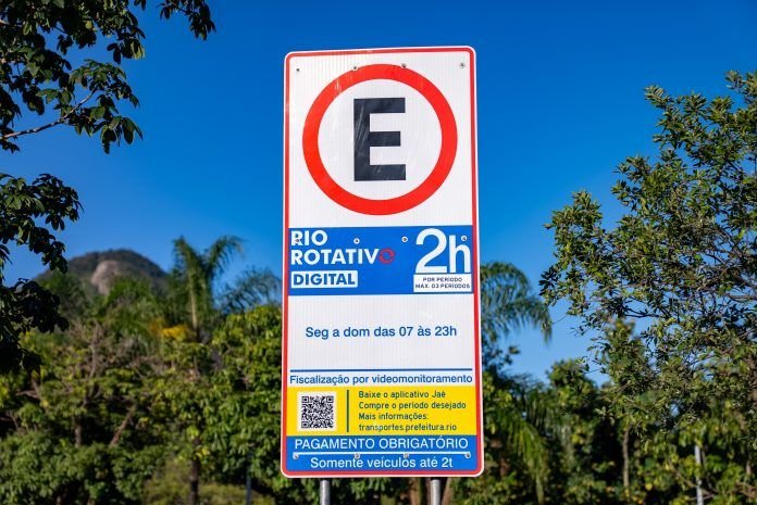 Rio Rotativo Digital amplia operação e passa a atender 14 bairros da cidade