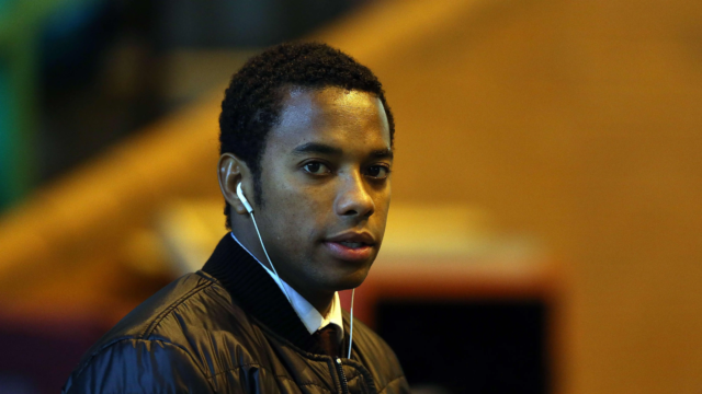 Robinho tem recurso negado pelo STJ e segue cumprindo pena no Brasil