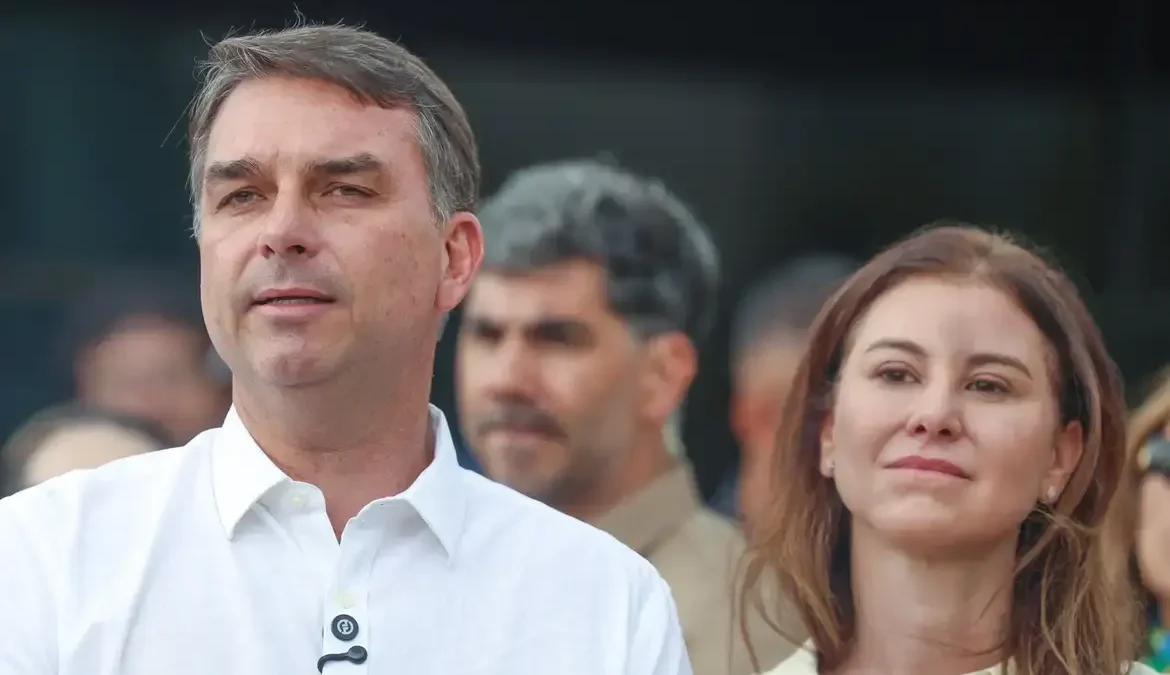 Rubio diz que governo dos EUA não ajudou Flávio Bolsonaro a fugir, mas confirma aval de Trump