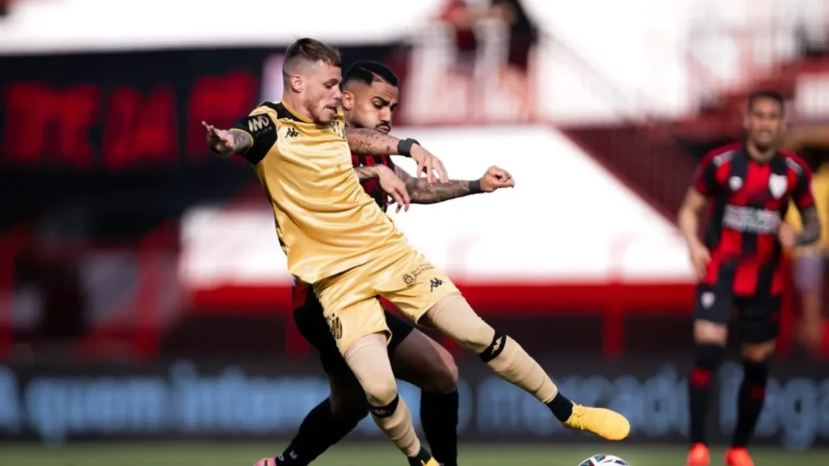 Sabor de derrota? Com um jogador a mais, Atlético tropeça no Accioly