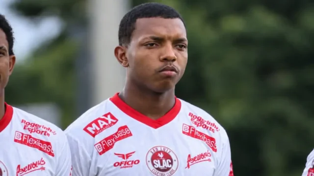 São Luís rescinde contrato de jogador que agrediu jornalista; atleta se pronunciou sobre o ocorrido