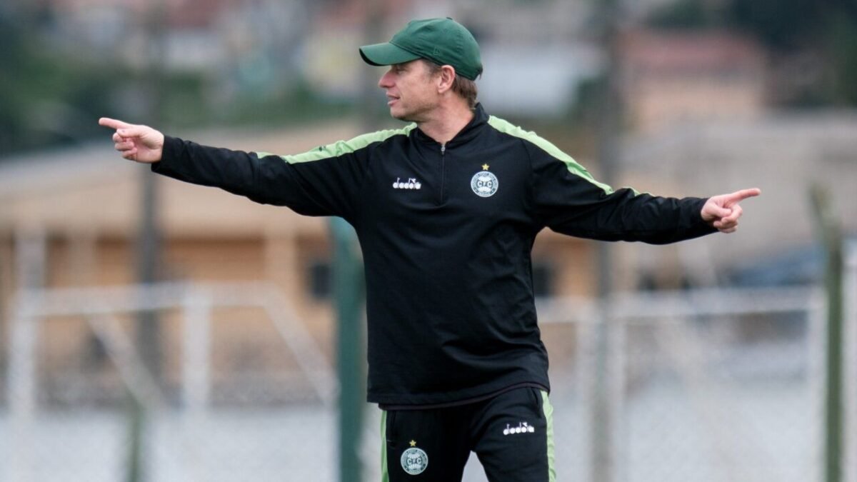 Seabra é o 20° técnico a ser demitido na Série A do Brasileiro; veja lista