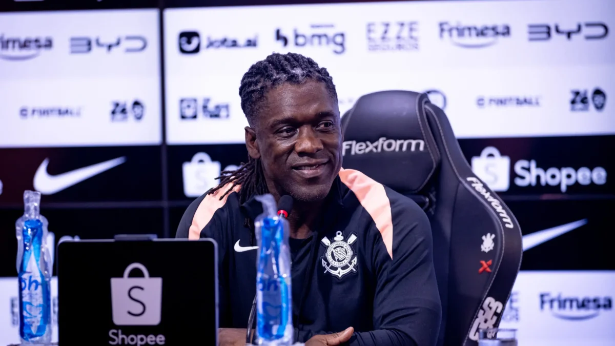 Seedorf muda rotina do Corinthians e aposta em motivação
