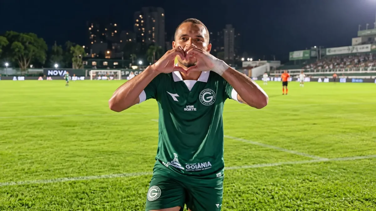 Série B: Goiás bate o Operário-PR fora de casa e ganha posições na briga pelo acesso