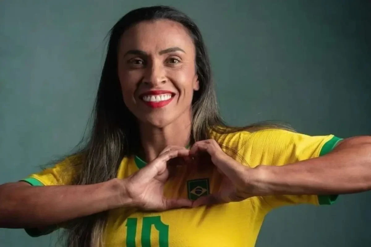 Sétima Copa? Técnico quer Marta preparada para 2027; artilheira vem de lesões na temporada