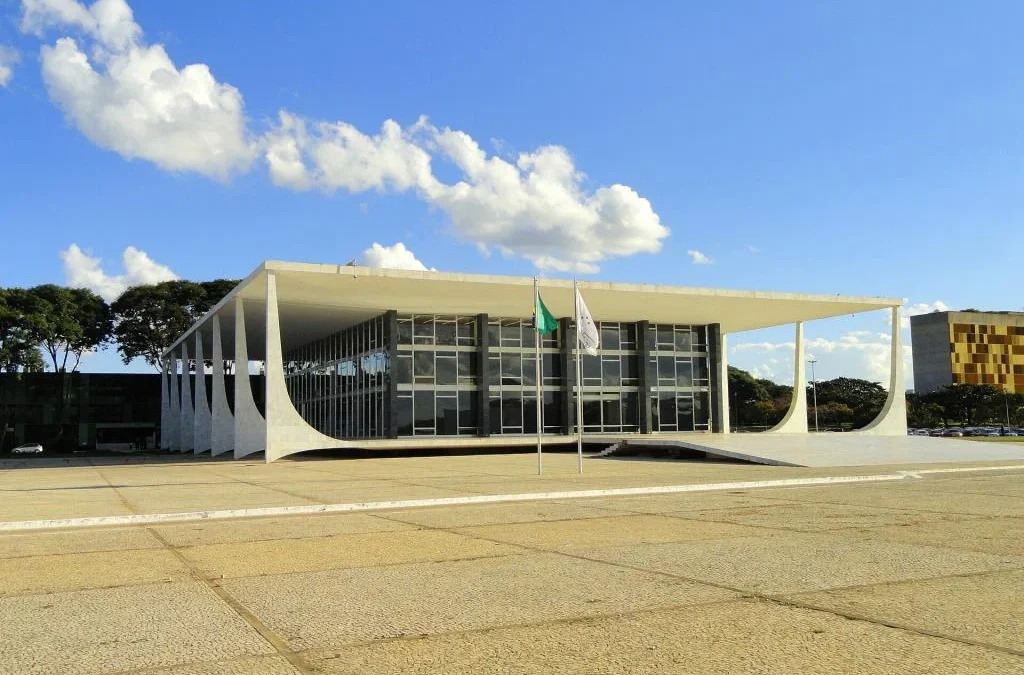 STF mantém redução de isenção previdenciária para aposentadoria de servidores com doenças graves