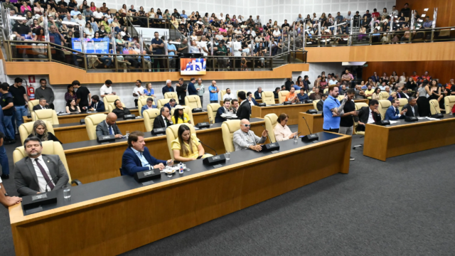 Taxa do Lixo: vereadores alertam para risco de cobrança integral a famílias de baixa renda em Goiânia