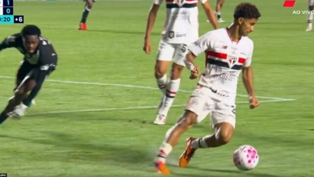 Titular do São Paulo deixa o campo mancando após vitória sobre o Vasco