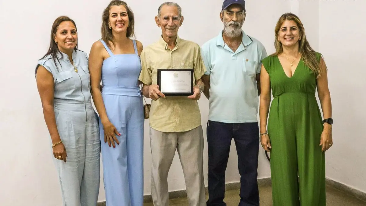 ‘Tradição de família’: conhecimento transmitido entre gerações mantém tecelagem viva em Pirenópolis