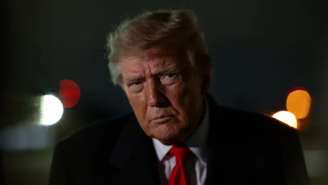 Trump diz que acompanha eleições no Brasil, mas evita declarar apoio a candidato