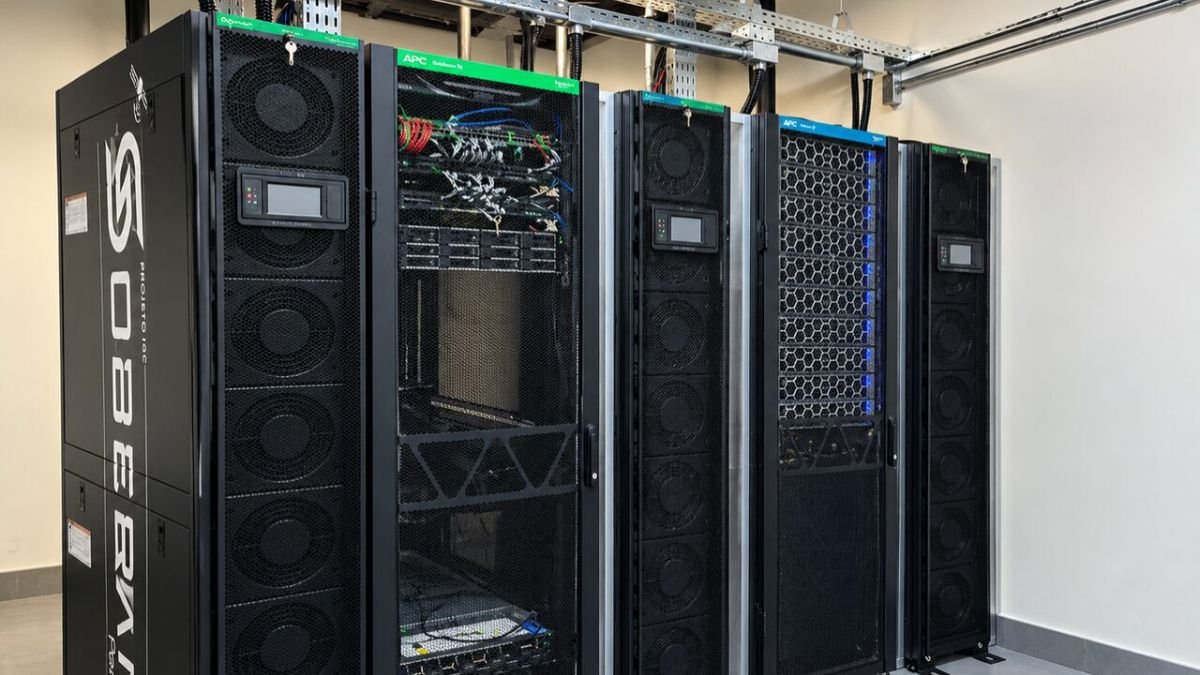 UFMG inaugura supercomputador “Soberano” para revolucionar o mapeamento do território brasileiro