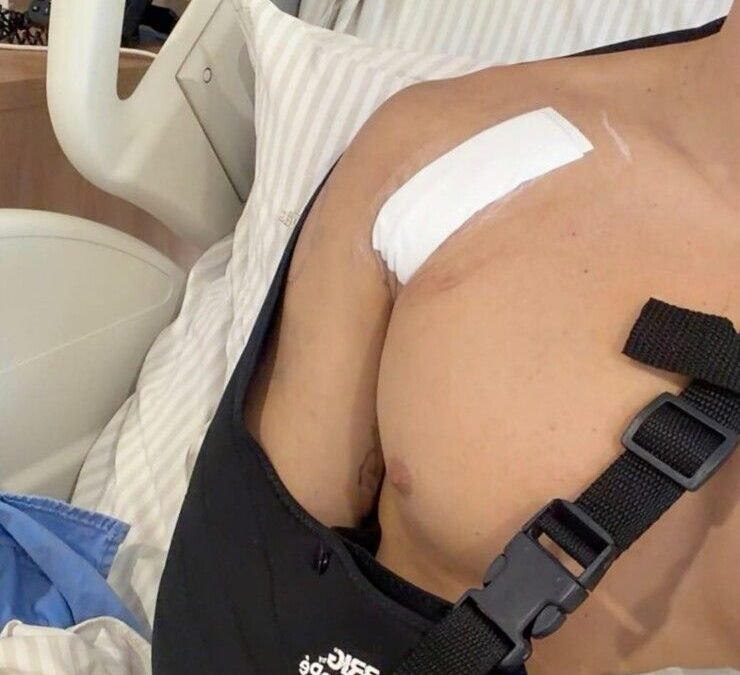 Veiga tem êxito na cirurgia e é acompanhado pelo Palmeiras