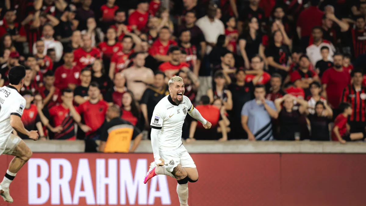 Veja a provável escalação e como chega o Galo para enfrentar o Santos