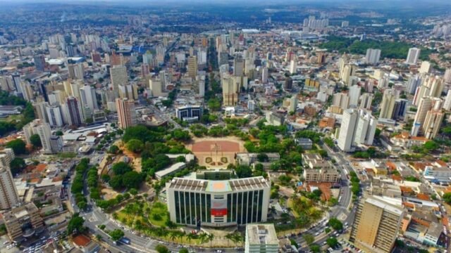 Veja o que abre e o que fecha em Goiás no feriado de Finados