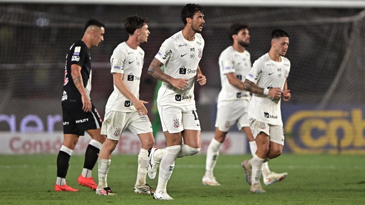 Veja quantos pontos livraram times do rebaixamento no Brasileirão dos pontos corridos