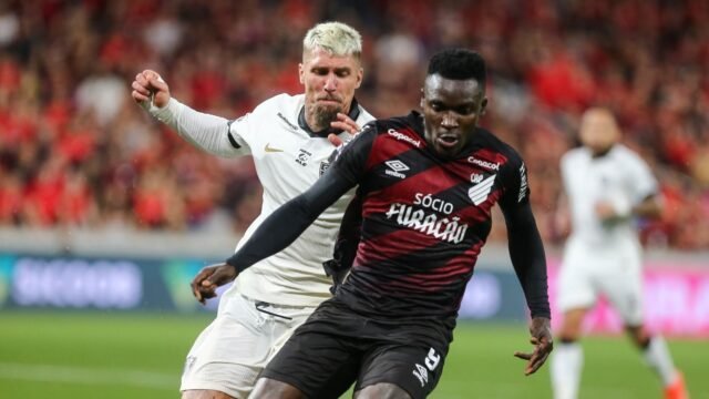 Viveros marca contra e a favor, mas nos acréscimos Galo busca empate diante do Furacão